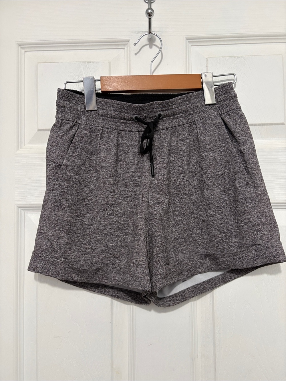 Lululemon Spring Break Away Heather Grey Shorts